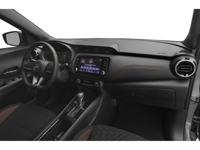 2021 Nissan Kicks SR