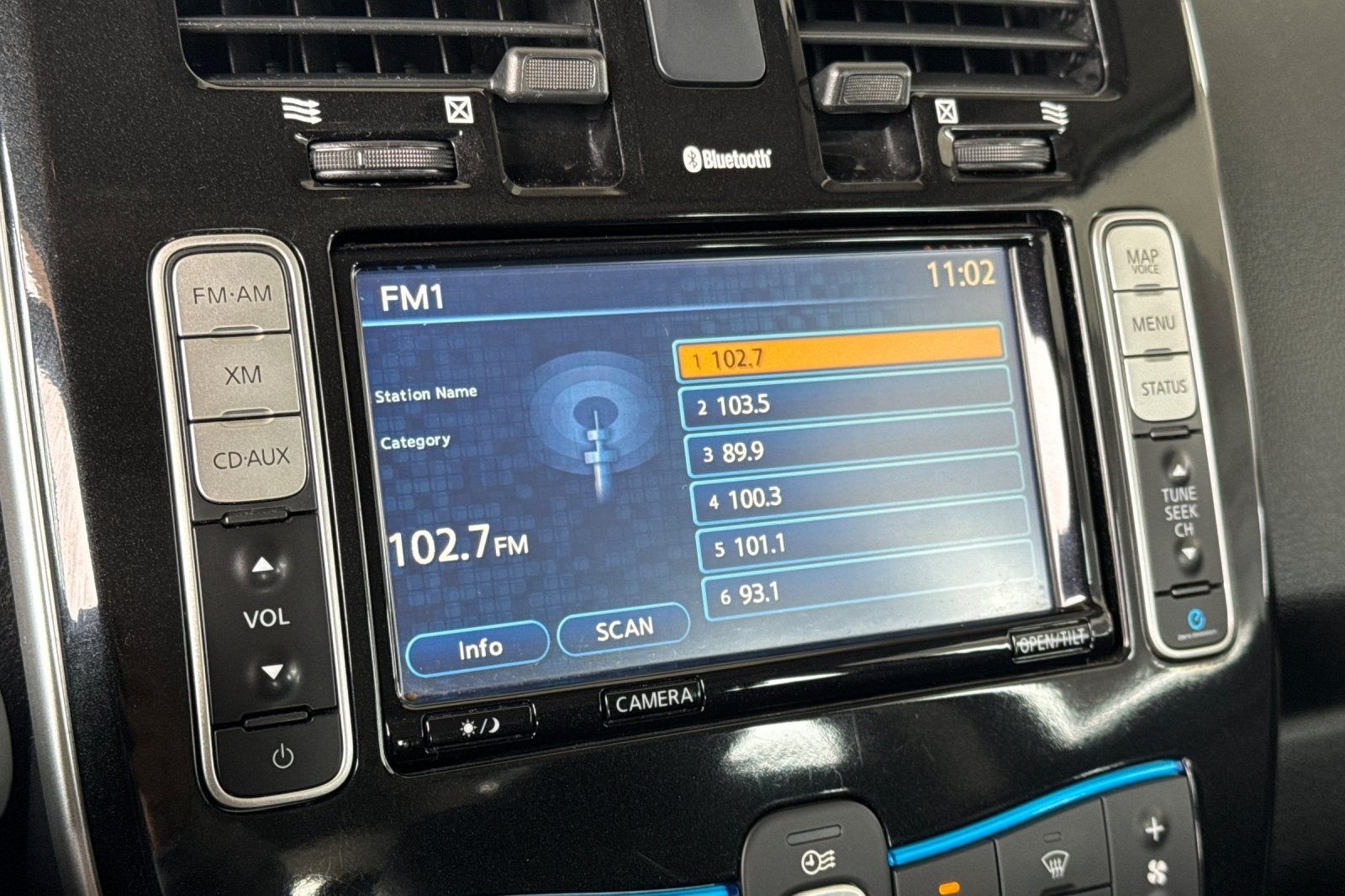2015 Nissan LEAF SL