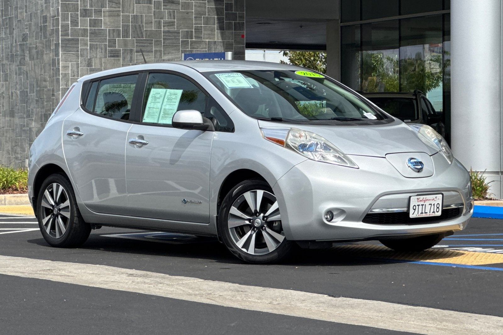 2015 Nissan LEAF SL