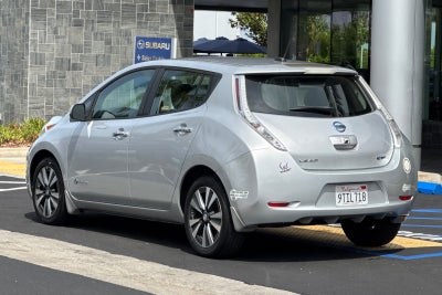 2015 Nissan LEAF SL