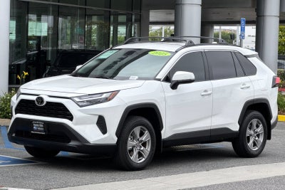 2025 Toyota RAV4 XLE