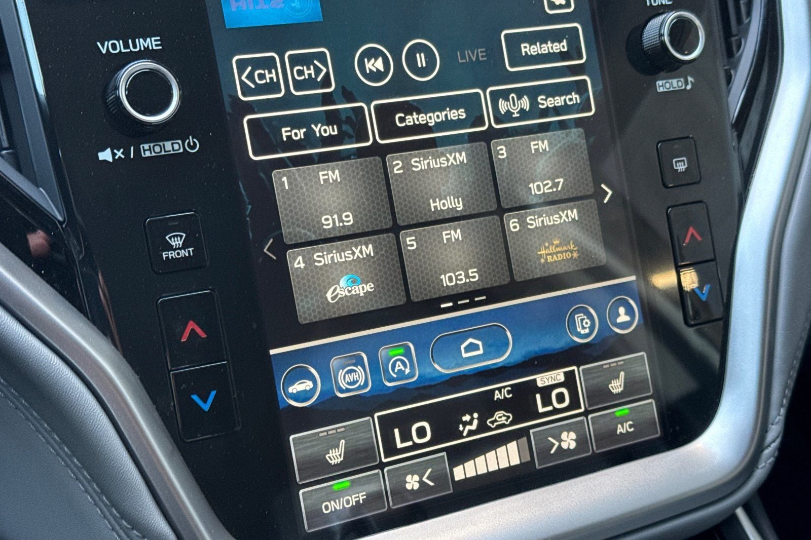 2025 Subaru Outback Premium