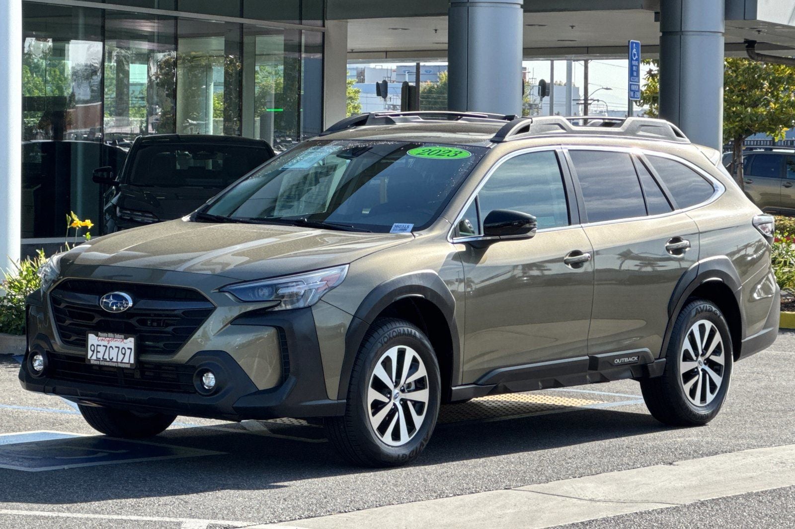 2023 Subaru Outback Premium