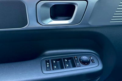 2025 Hyundai Santa Fe SE