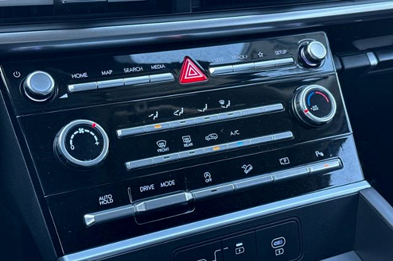 2025 Hyundai Santa Fe SE