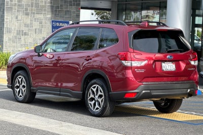 2023 Subaru Forester Premium