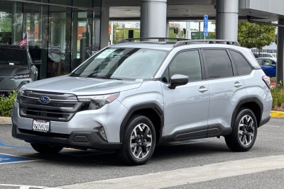 2025 Subaru Forester Premium