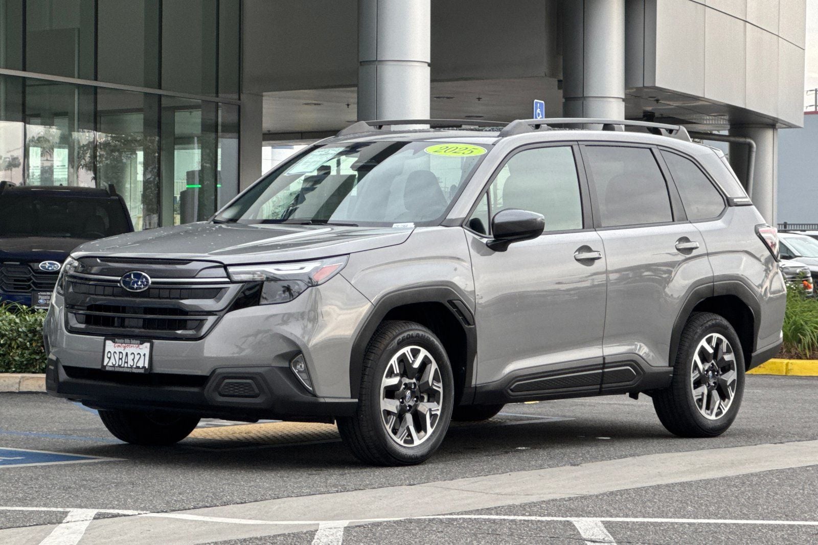 2025 Subaru Forester Premium