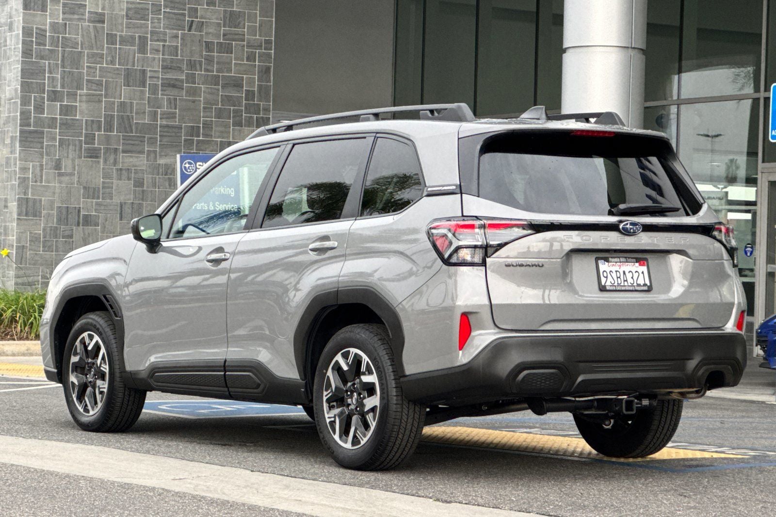 2025 Subaru Forester Premium