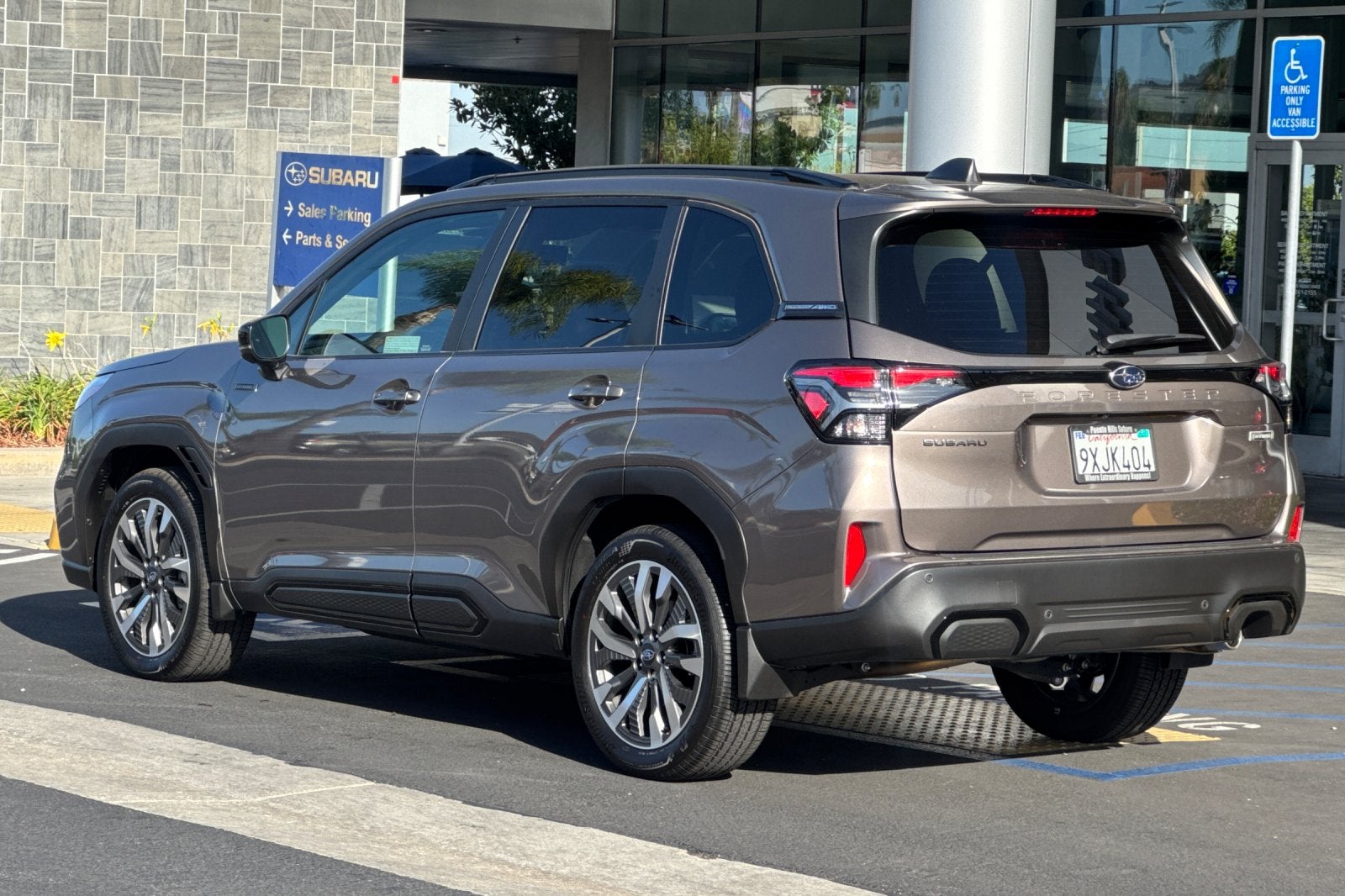 2025 Subaru Forester Touring Hybrid