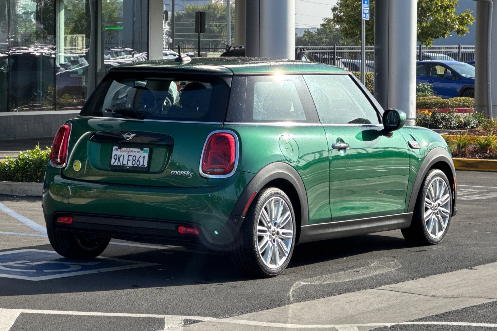 2024 MINI SE Hardtop Cooper