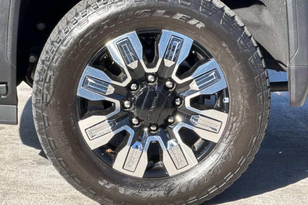 2024 GMC Sierra 2500HD Denali