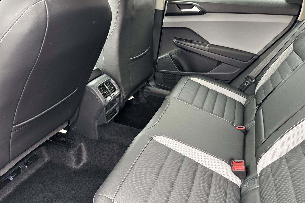 2022 Volkswagen Taos 1.5T SEL