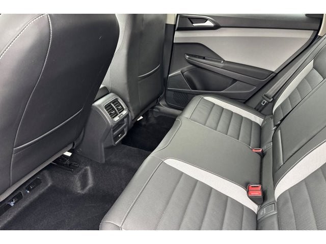 2022 Volkswagen Taos 1.5T SEL