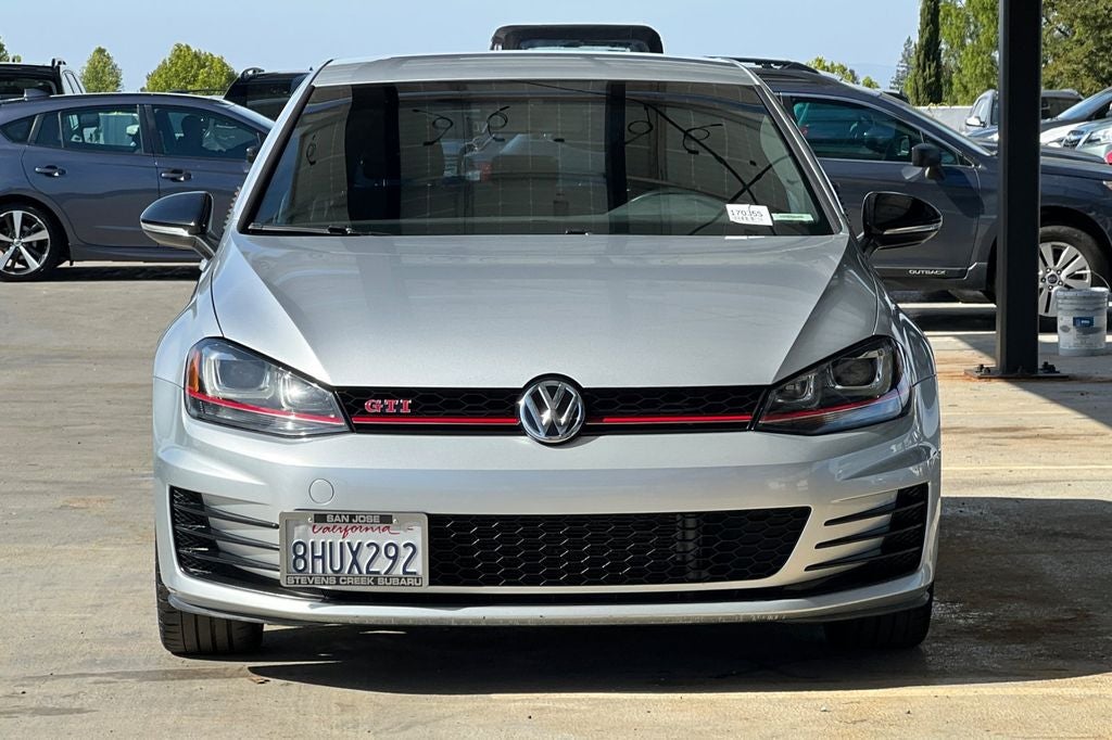 2017 Volkswagen Golf GTI Sport