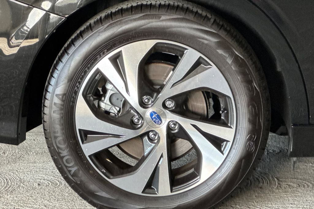 2025 Subaru Legacy Base