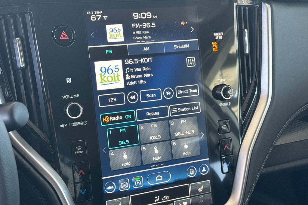 2025 Subaru Outback Premium