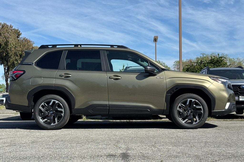 2026 Subaru FORESTER Premium Hybrid