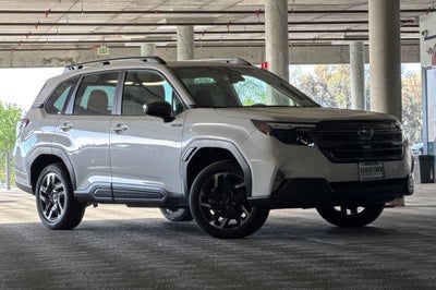 2026 Subaru FORESTER Premium Hybrid