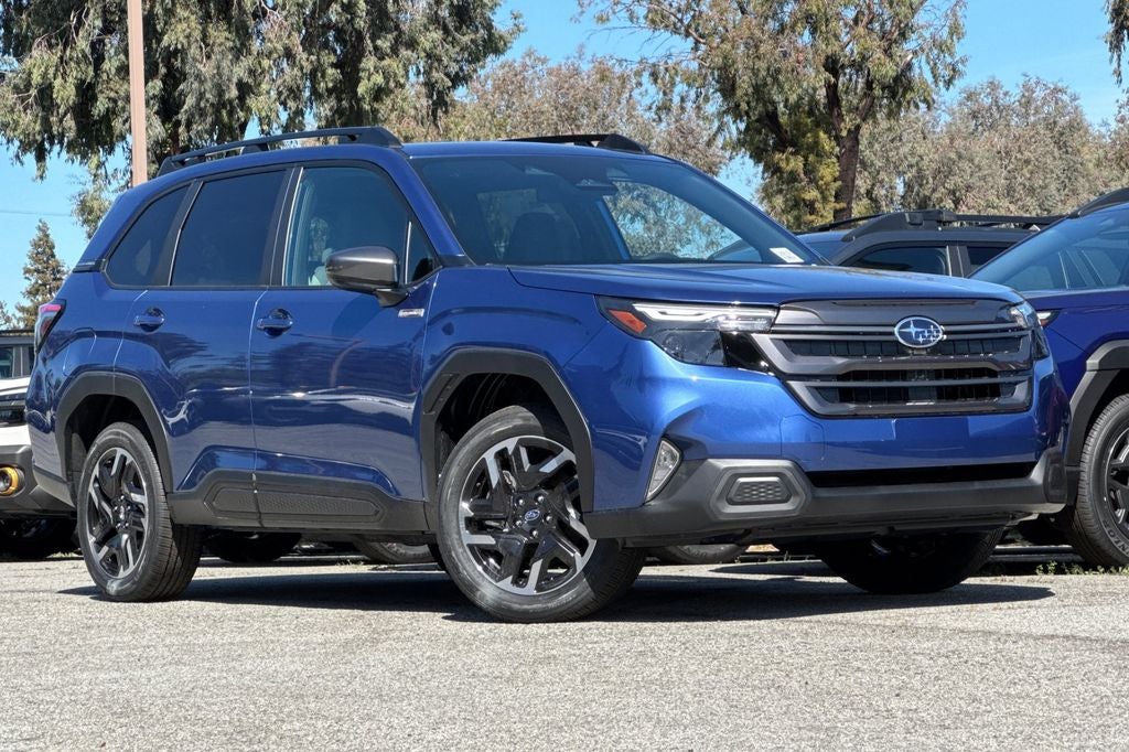 2026 Subaru FORESTER Premium Hybrid