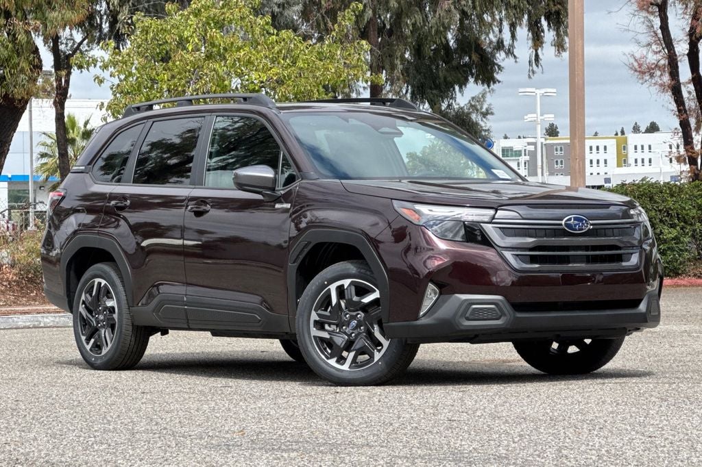 2026 Subaru FORESTER Premium Hybrid