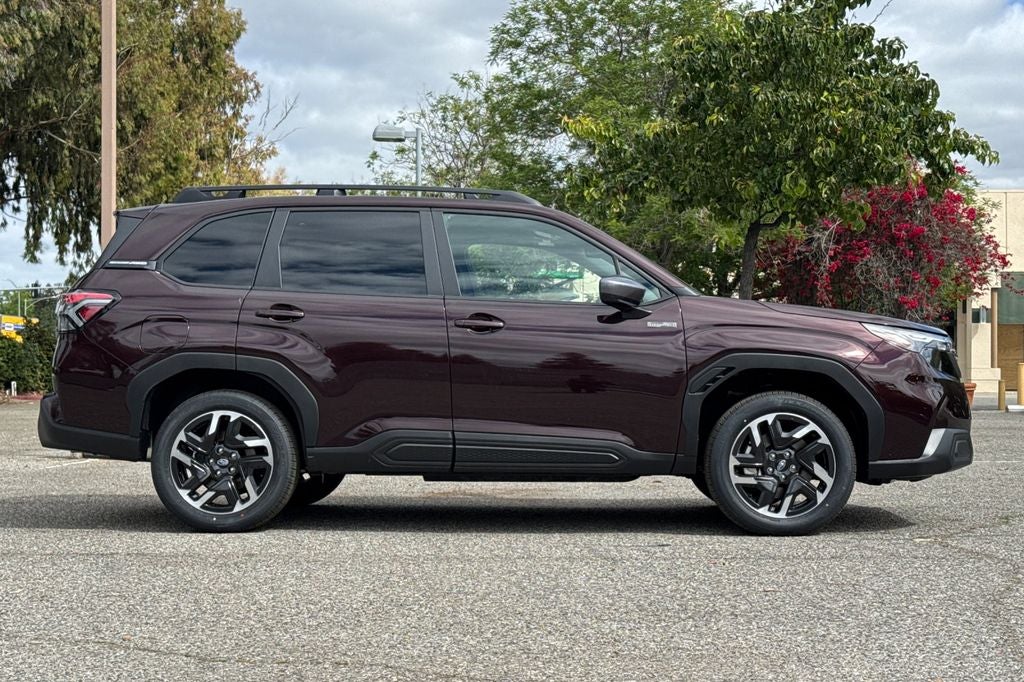 2026 Subaru FORESTER Premium Hybrid