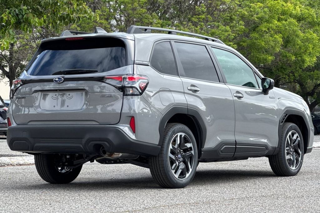 2026 Subaru FORESTER Premium Hybrid