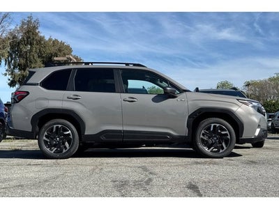 2026 Subaru FORESTER Limited Hybrid