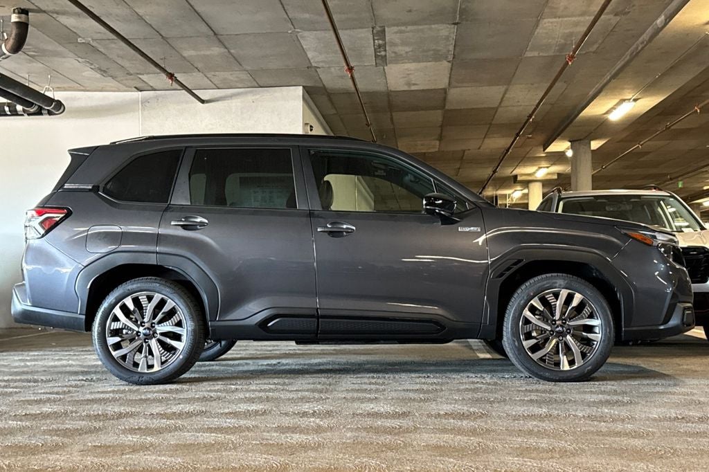 2026 Subaru FORESTER Touring Hybrid