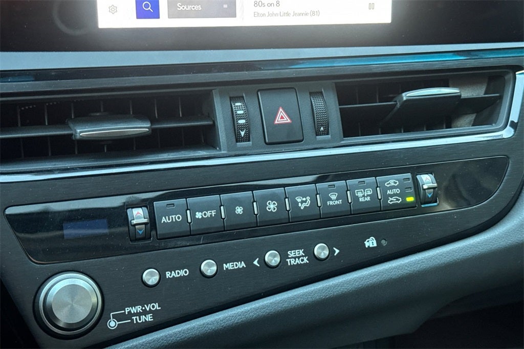 2024 Lexus ES ES 300h