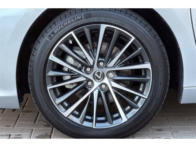 2024 Lexus ES ES 300h