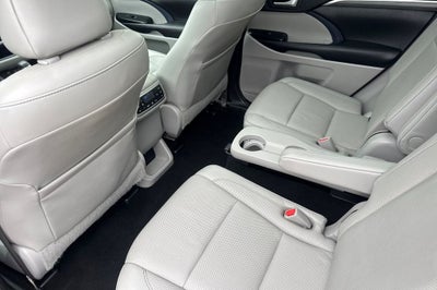 2017 Toyota Highlander Hybrid Limited Platinum