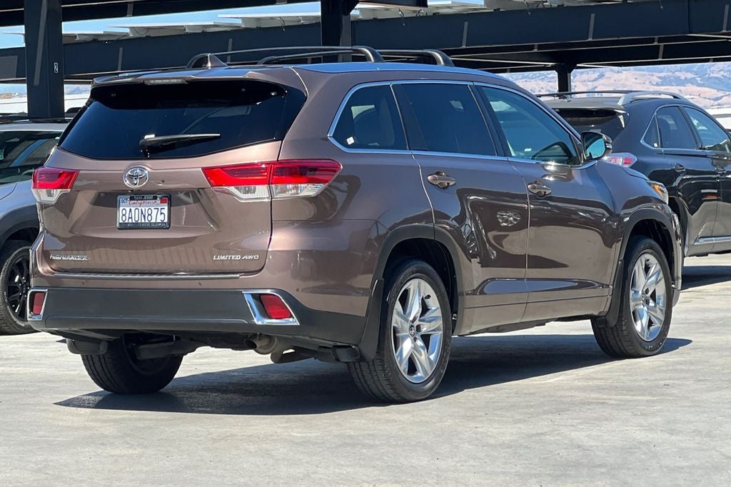 2017 Toyota Highlander Limited