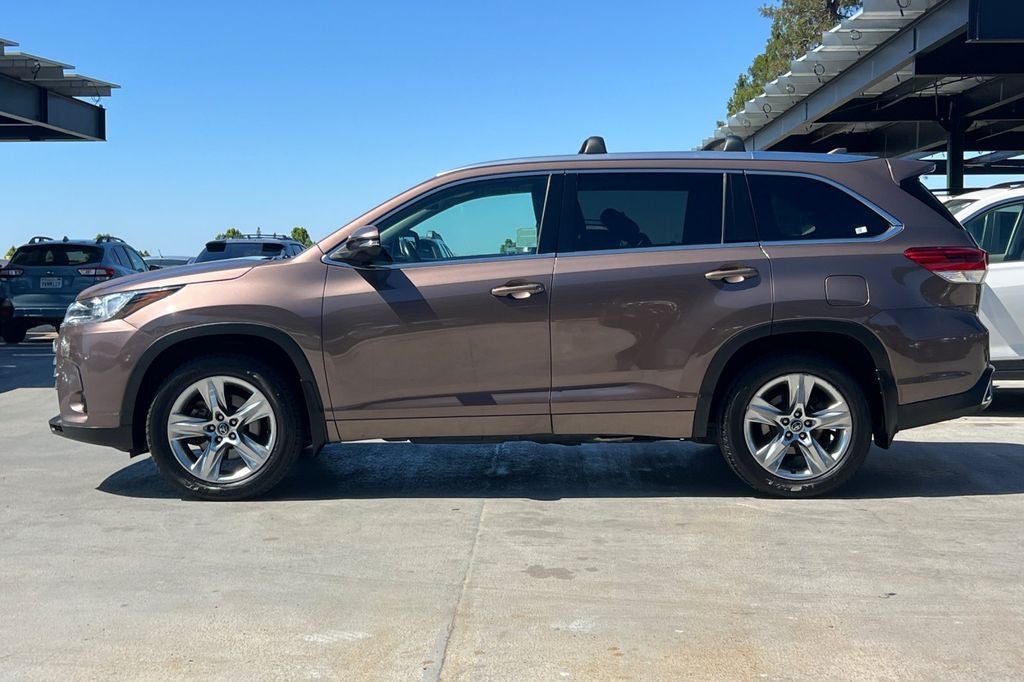 2017 Toyota Highlander Limited