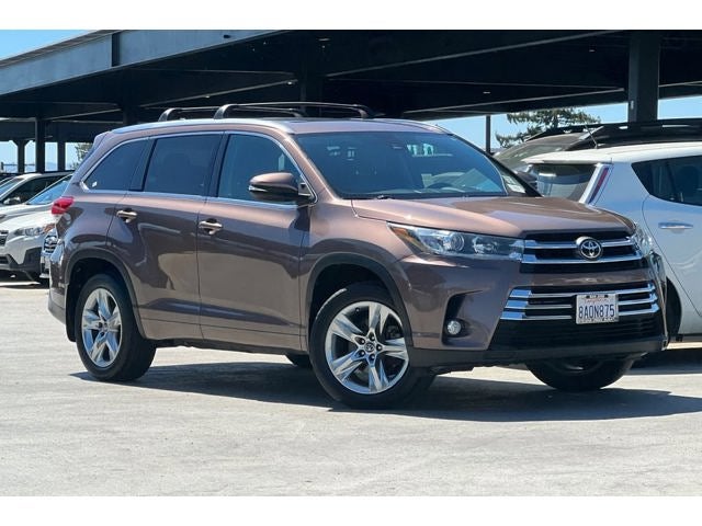 2017 Toyota Highlander Limited