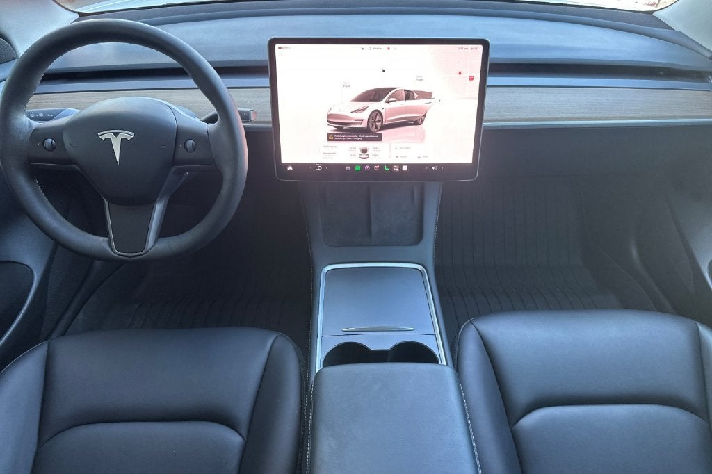 2023 Tesla Model 3 Base
