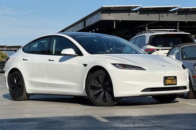 2025 Tesla Model 3 Long Range
