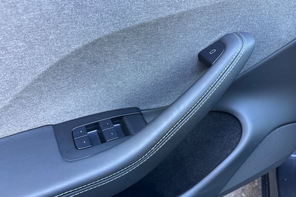 2025 Tesla Model 3 Base