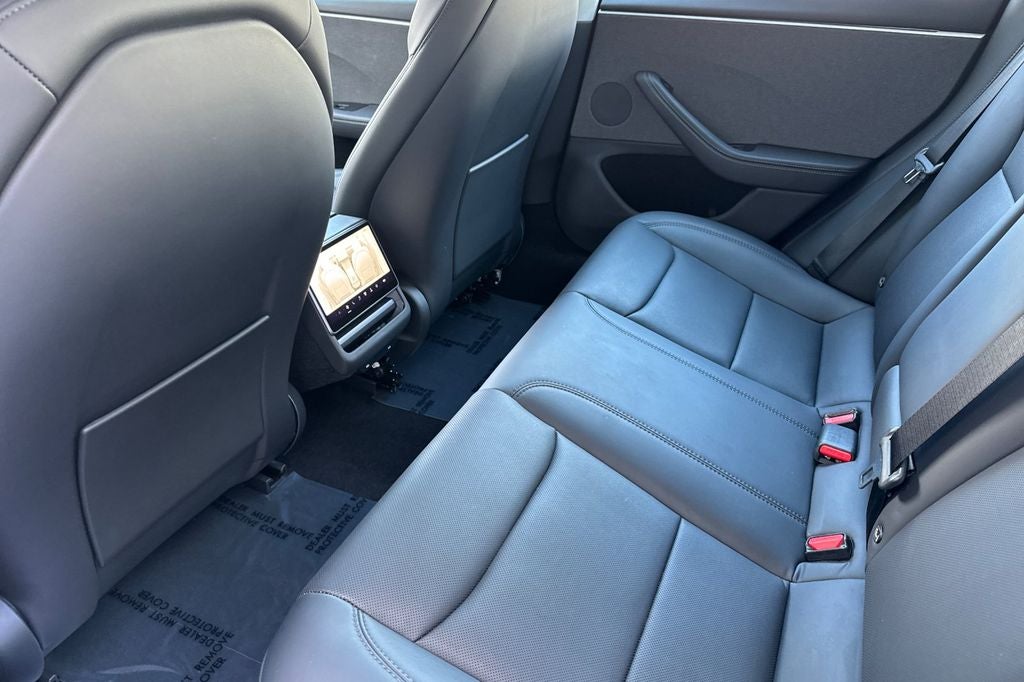 2025 Tesla Model 3 Base