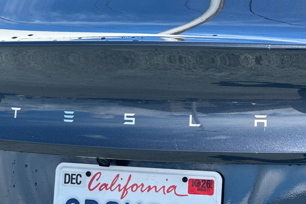 2025 Tesla Model 3 Base