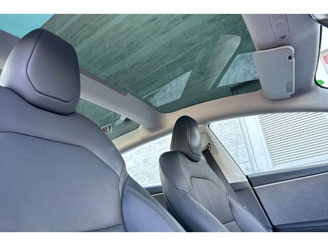 2025 Tesla Model 3 Base