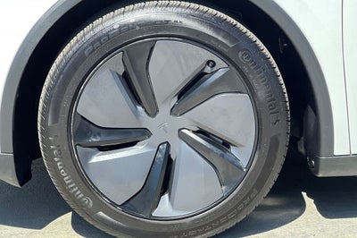 2026 Tesla Model Y Long Range