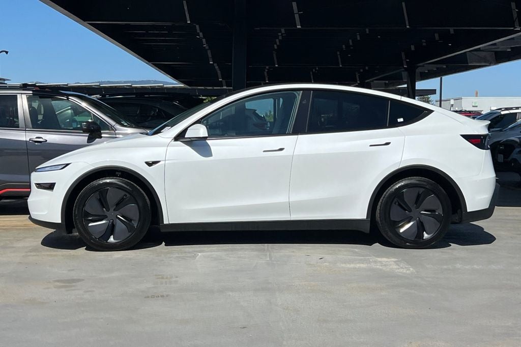 2026 Tesla Model Y Long Range