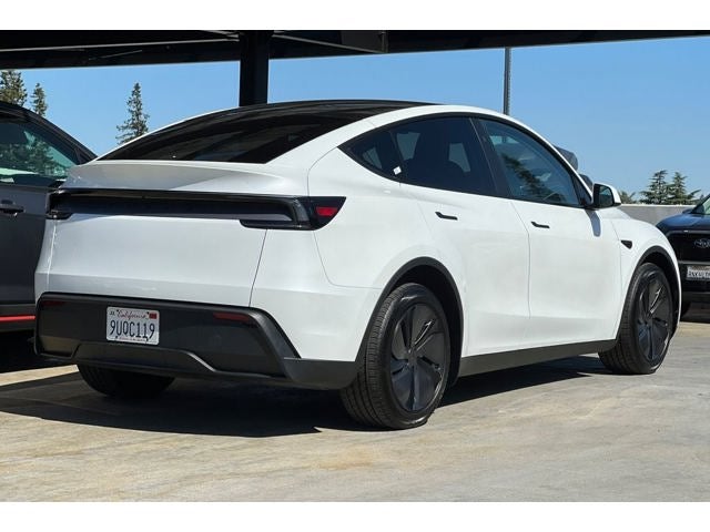 2026 Tesla Model Y Long Range