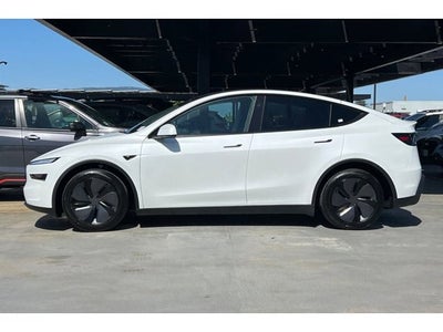 2026 Tesla Model Y Long Range