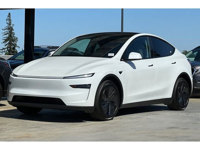2026 Tesla Model Y Long Range