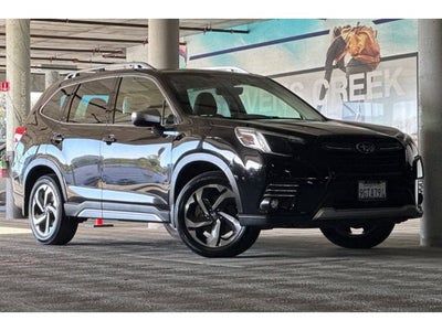 2023 Subaru Forester Touring