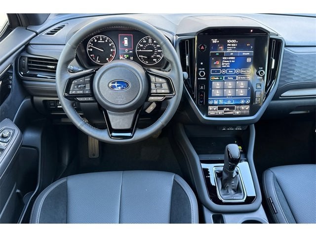 2025 Subaru FORESTER Touring