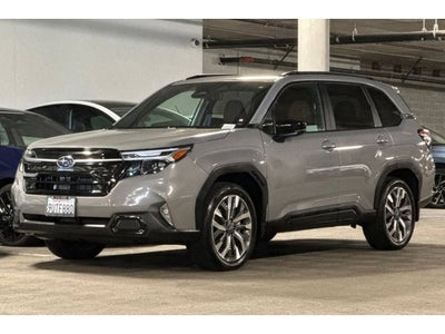 2025 Subaru Forester Touring