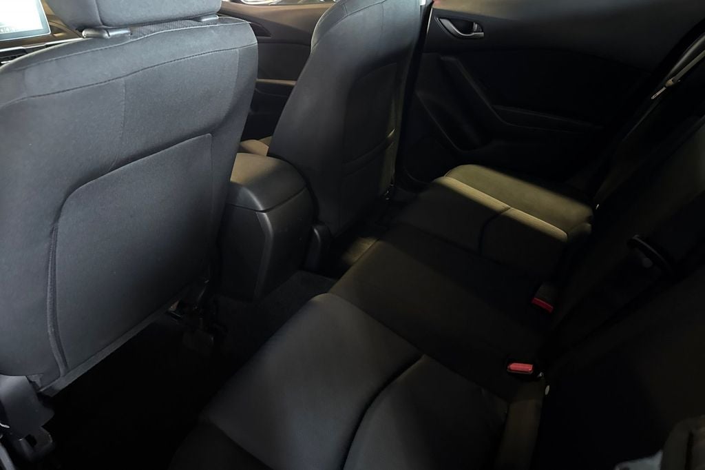 2015 Mazda Mazda3 i Sport